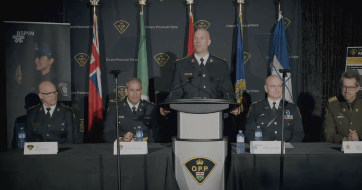 Полицията в Онтарио и Монреал казва, че се справя с